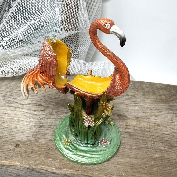 Vintage Enamel Flamingo Trinket Box With Rhinestones & Hinged Lid On Decorative - Picture 6 of 8